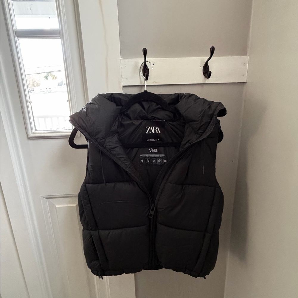 ZARA Black Quilted Hooded Puffer Vest